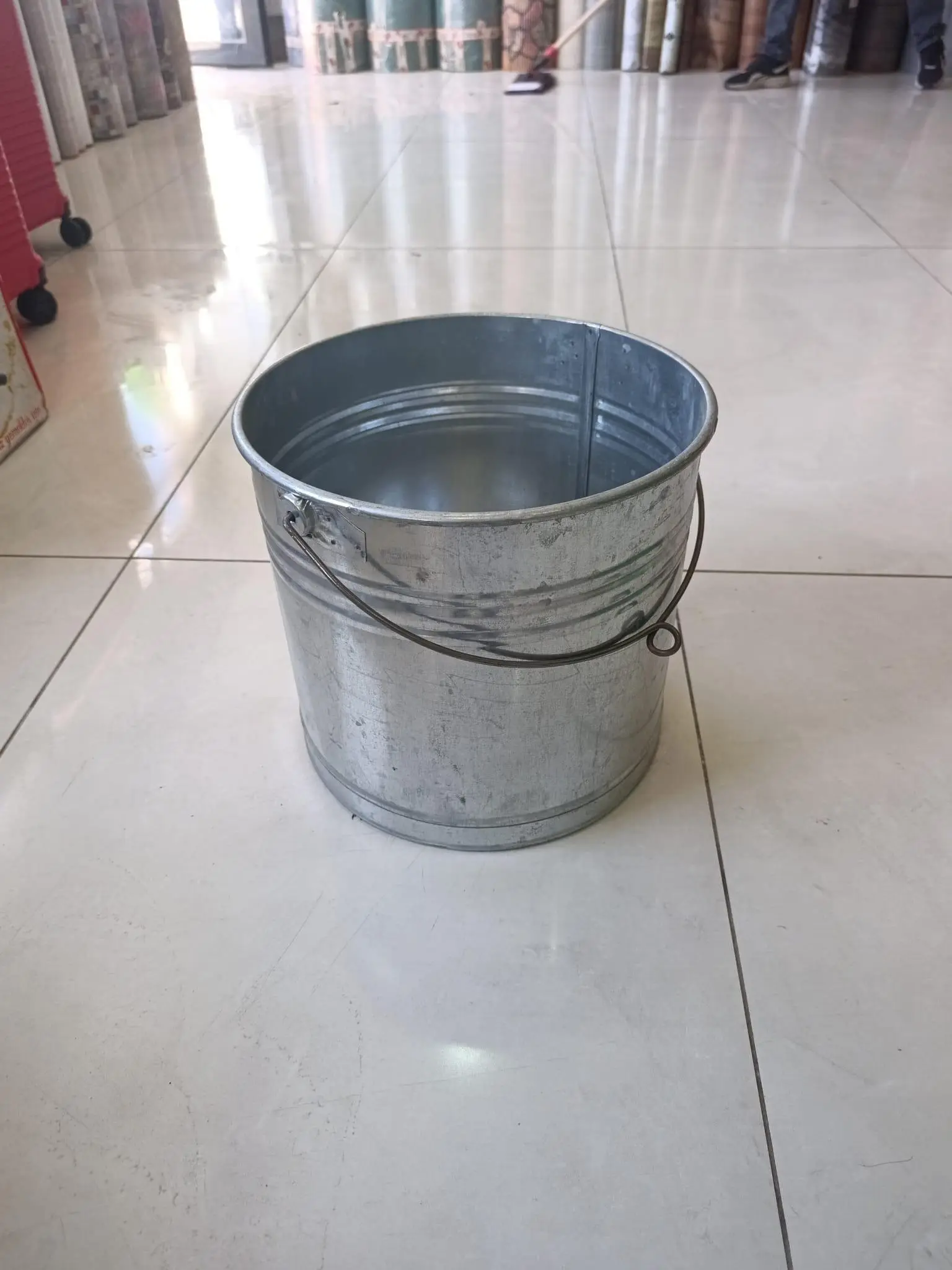 GALVANİZ KOVA AĞIZ ÇAPI 30 CM Su Kovası Süt Kovası Kum Kovası YUVARLAK KOVA